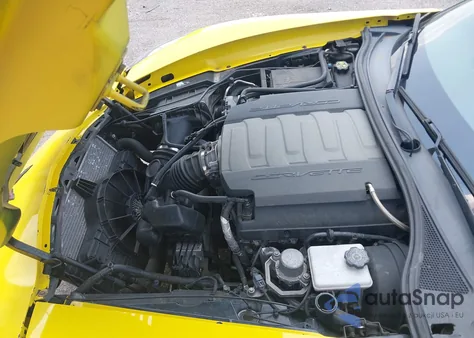 2015 Chevrolet Corvette Stingray Z51 z USA, uszkodzony, nr VIN 1G1YM2D77F5114446